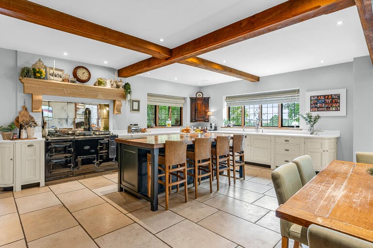 Hertforshire Tudor Style Home image 8