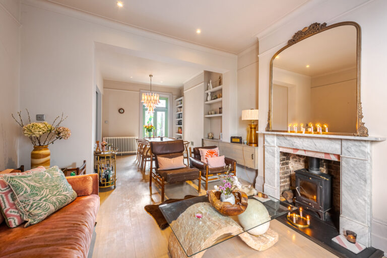 Exquisitely Designed South London Town House image 9