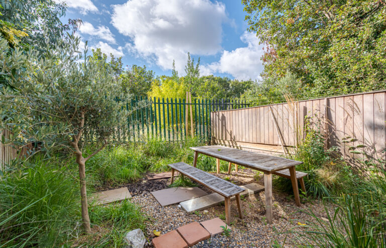 Exquisitely Designed South London Town House image 26