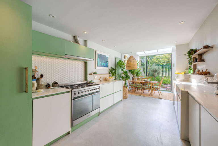 Exquisitely Designed South London Town House image 5