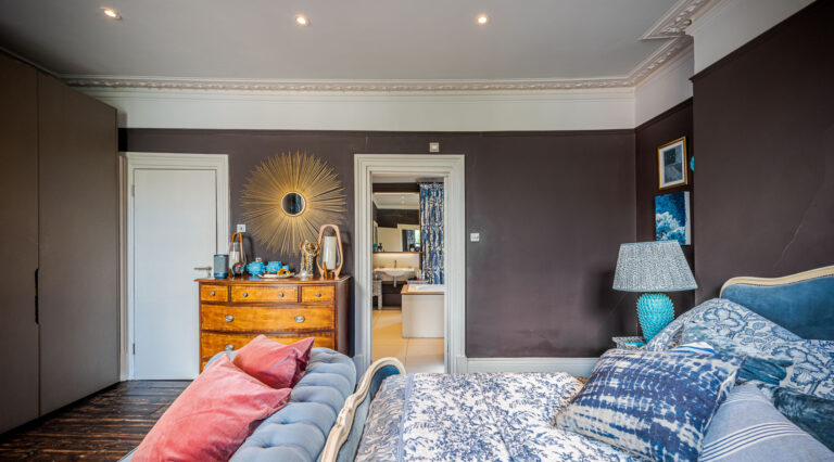 Exquisitely Designed South London Town House image 17