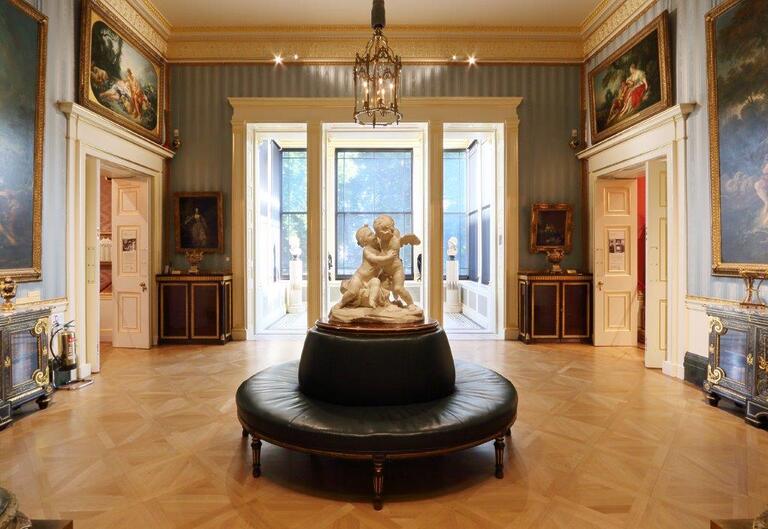 Central London Gallery image 18