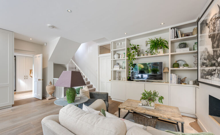 Modern Georgian Home in Clapham image 10