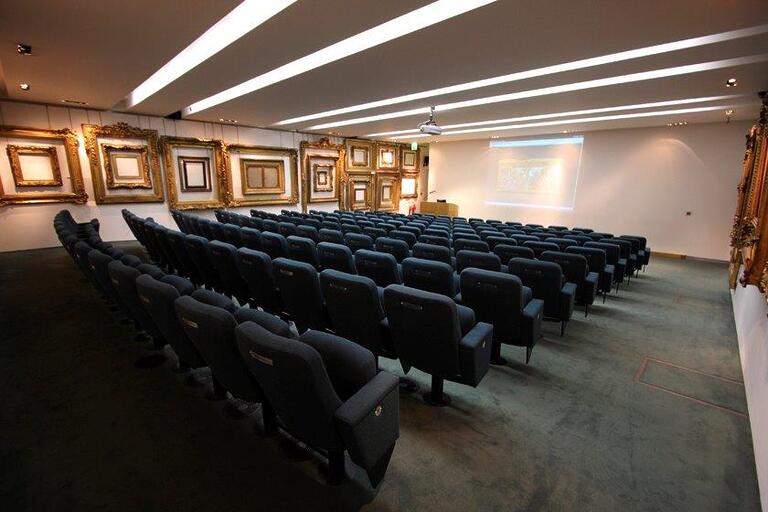 Central London Gallery image 21