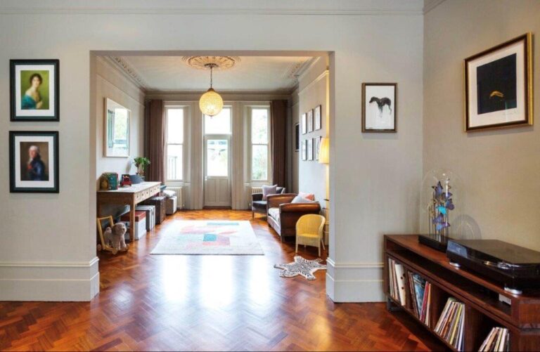 Islington Family Home image 7