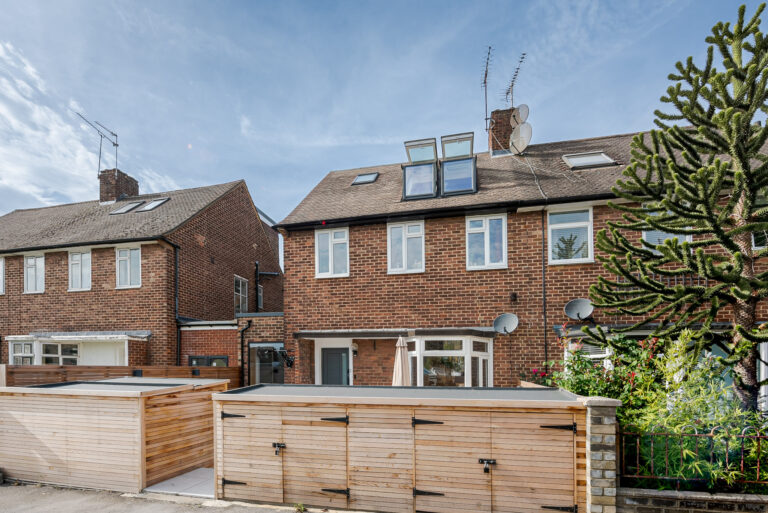 Scandinavian Style Home in Wandsworth image 1