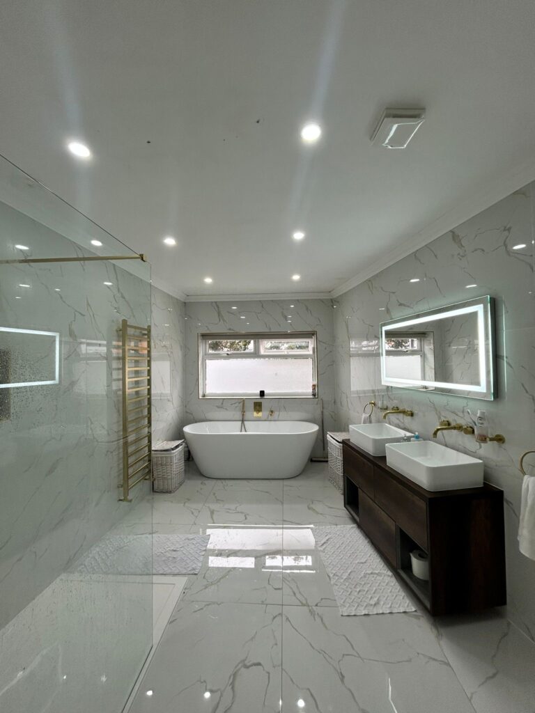 Elegant 4 Bedroom House image 29