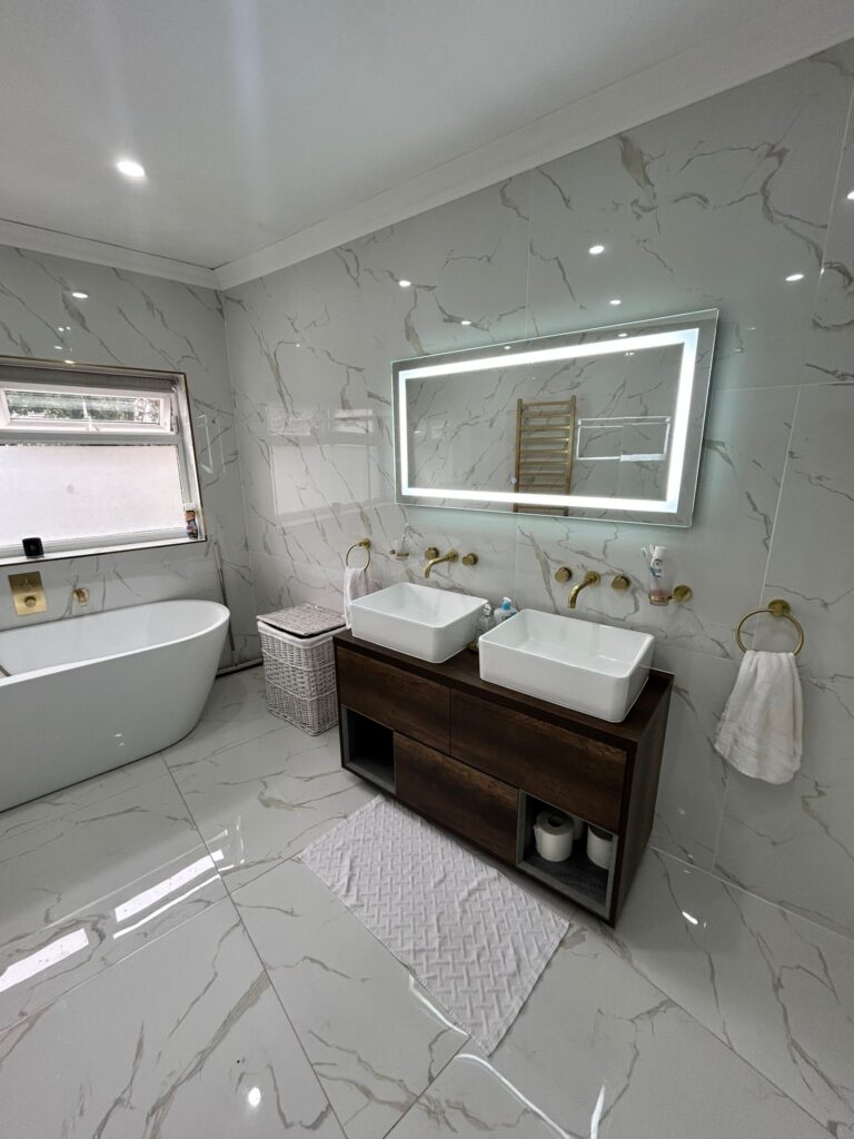 Elegant 4 Bedroom House image 30
