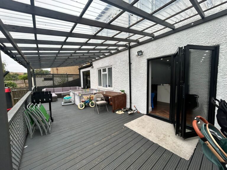 Elegant 4 Bedroom House image 34