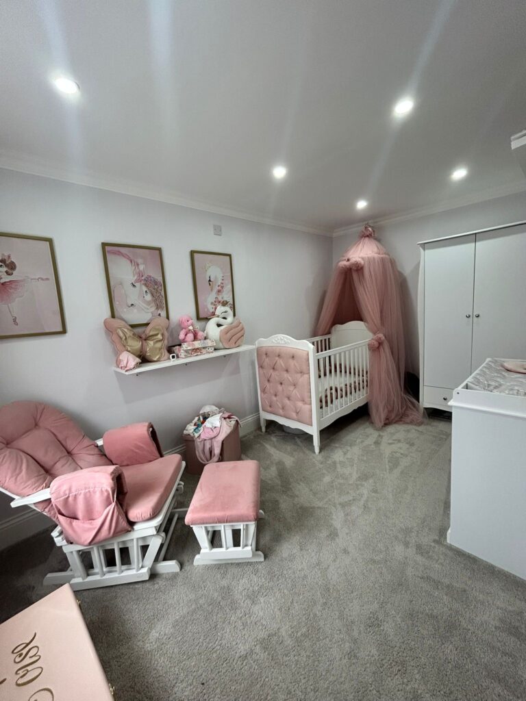 Elegant 4 Bedroom House image 22