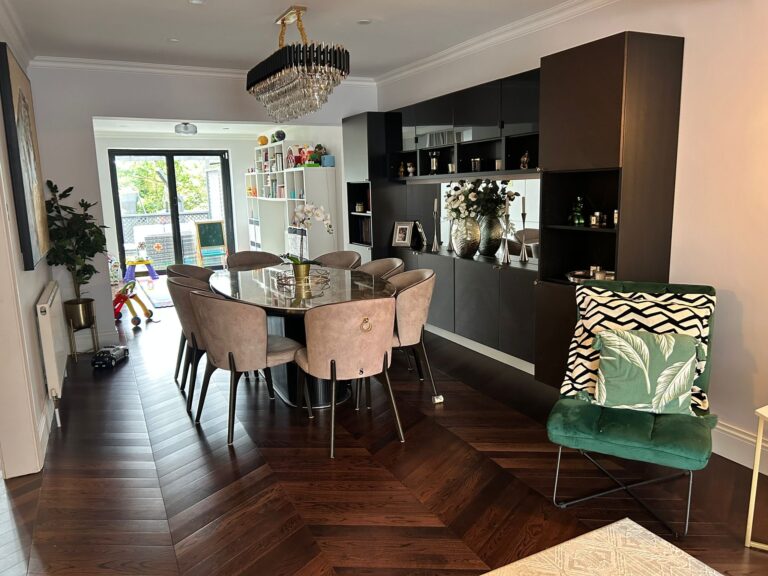 Elegant 4 Bedroom House image 4