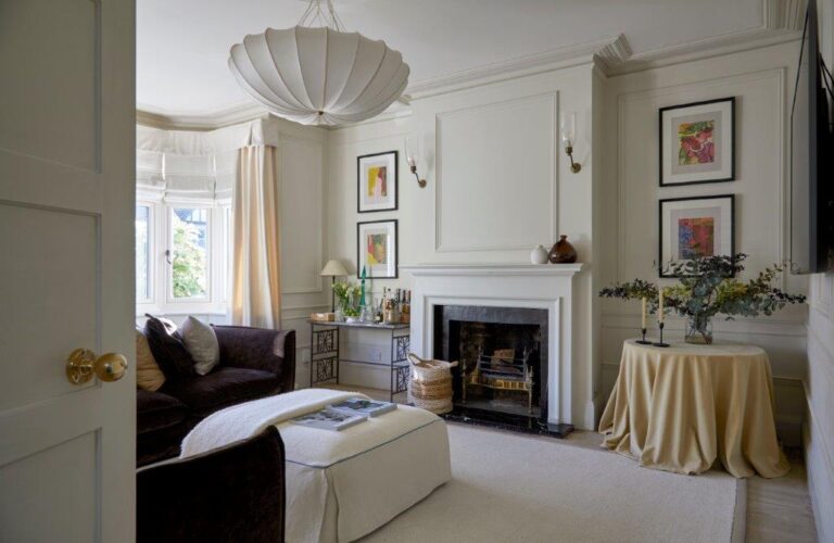 Stunning 4 Bedroom Home image 55