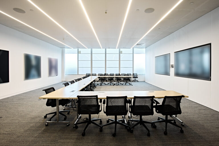 Vacant HQ Office image 13