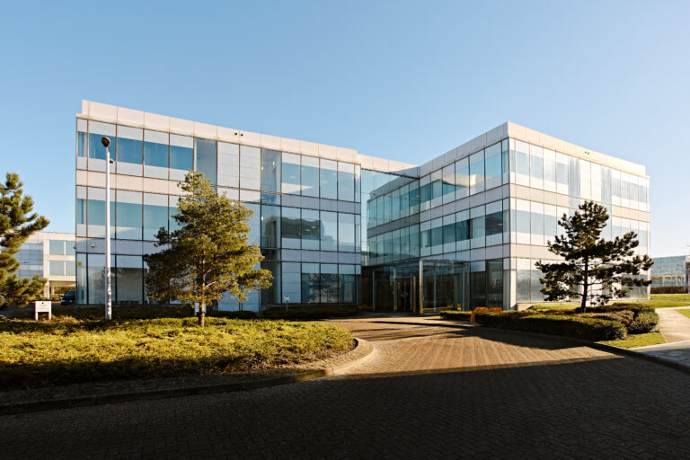 Vacant HQ Office image 1
