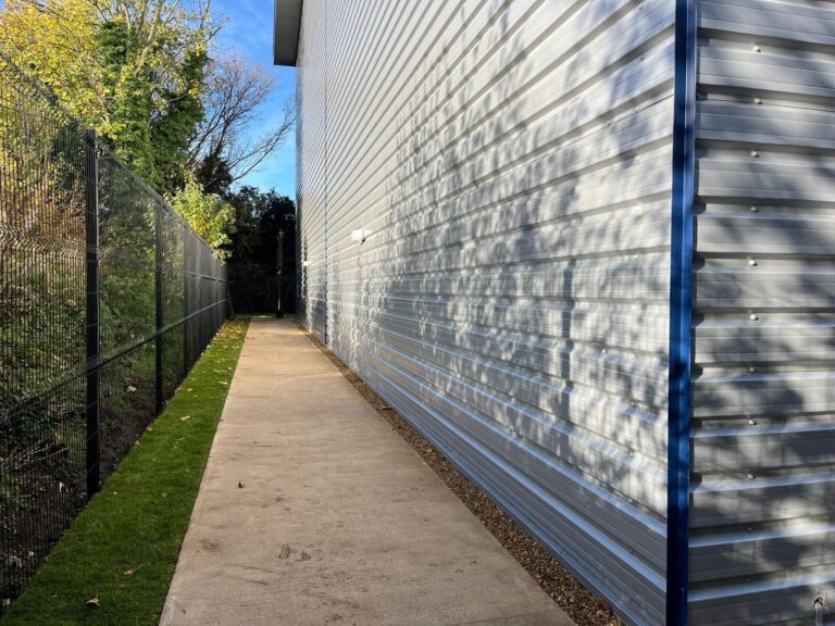 Flexible Modern Warehouse image 14