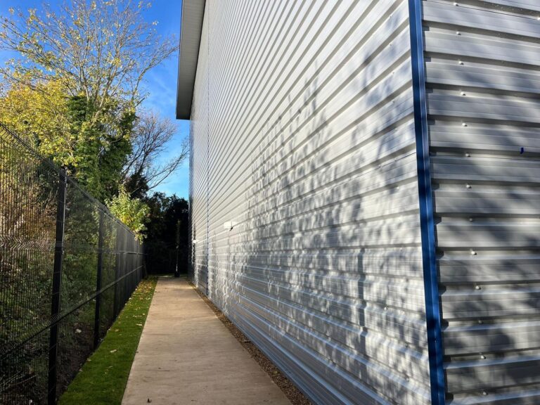 Flexible Modern Warehouse image 17