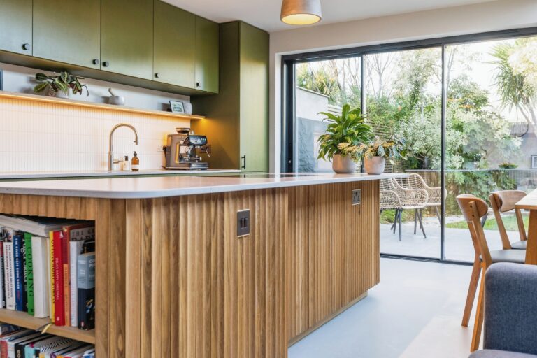 3 Bedroom Terraced Family Home image 6