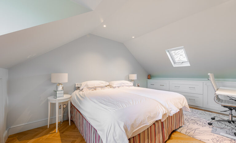 Modern Designed Soho-House image 19