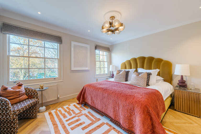 Modern Designed Soho-House image 20