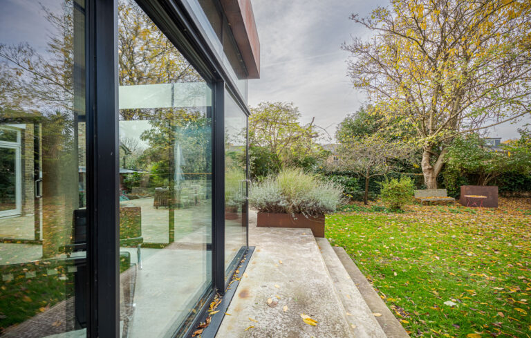 Spacious Modern Edwardian Home image 29