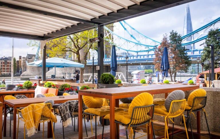 Restaurant with Stunning View image 17