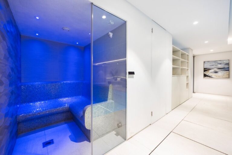 Luxury Modern Design Mansion image 64
