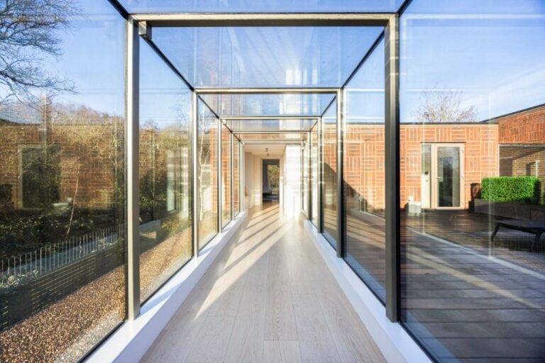 Luxury Modern Design Mansion image 18