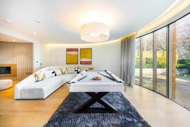 Luxury Modern Design Mansion image 35