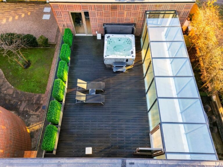 Luxury Modern Design Mansion image 79