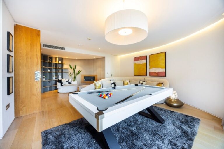 Luxury Modern Design Mansion image 34