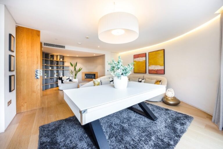 Luxury Modern Design Mansion image 10