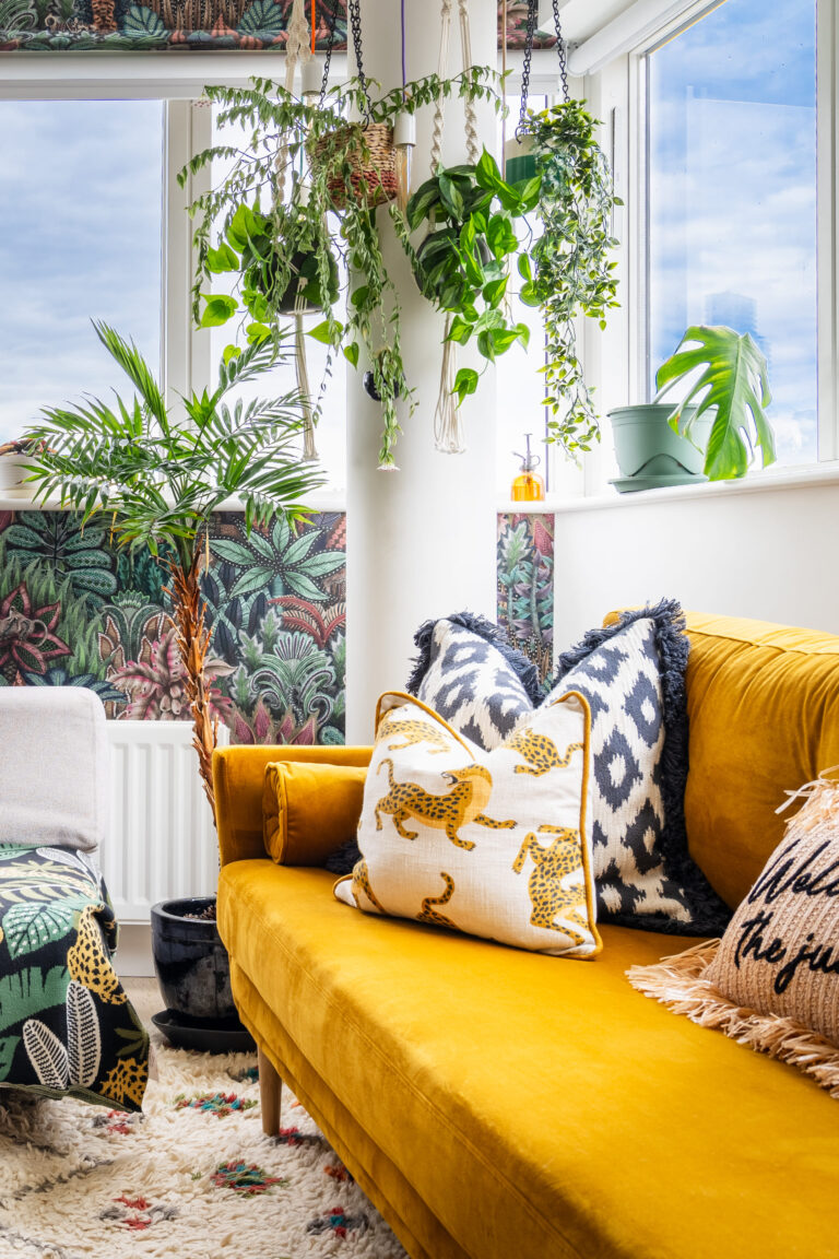 Urban Rainforest East End Flat image 4
