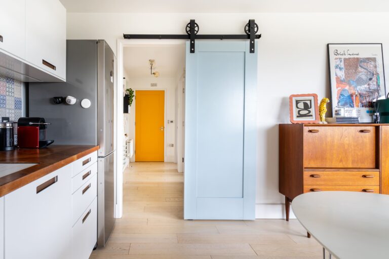 Urban Rainforest East End Flat image 7