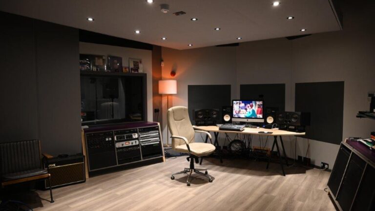 North London Recording Studio image 9
