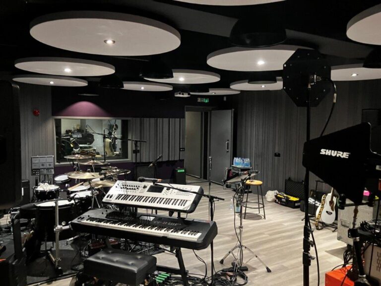 North London Recording Studio image 6
