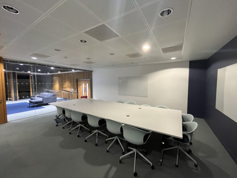 Vacant Science Lab & Offices image 12