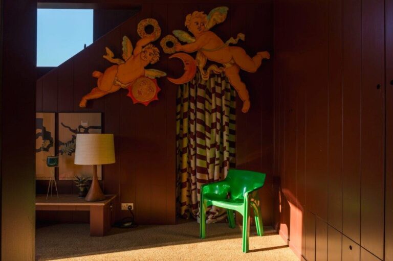 Architecturally Designed Beach House image 15
