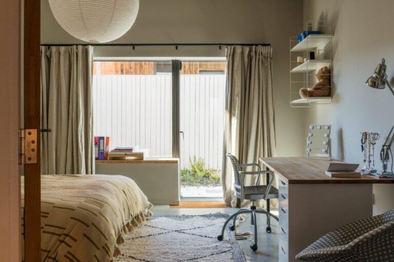 Architecturally Designed Beach House image 26