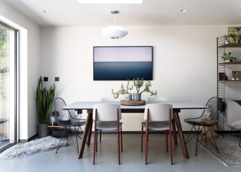 Victorian Residential Townhouse with Gallery image 10