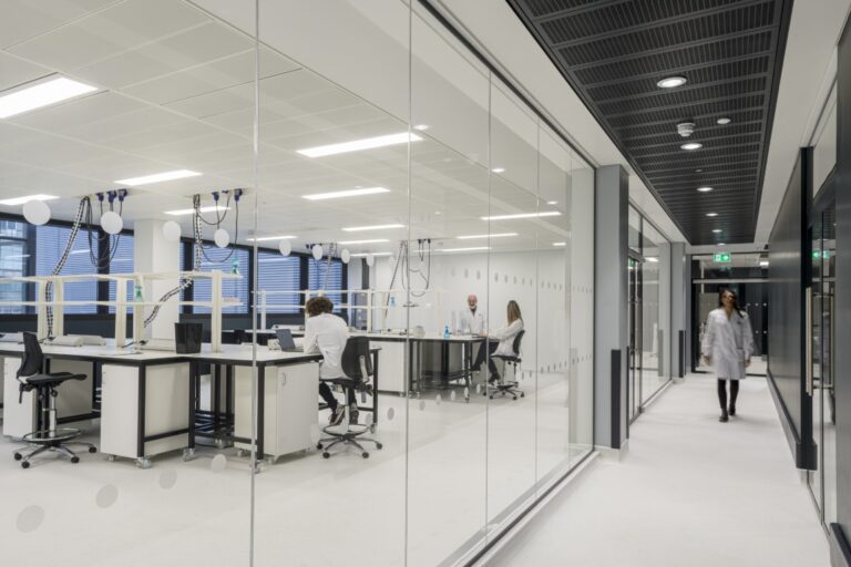 Vacant Science Lab & Offices image 2