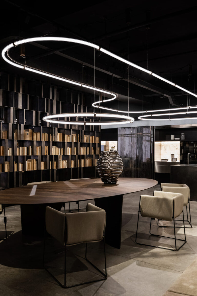 Immaculate Showroom for Film/Shoots/Events image 5