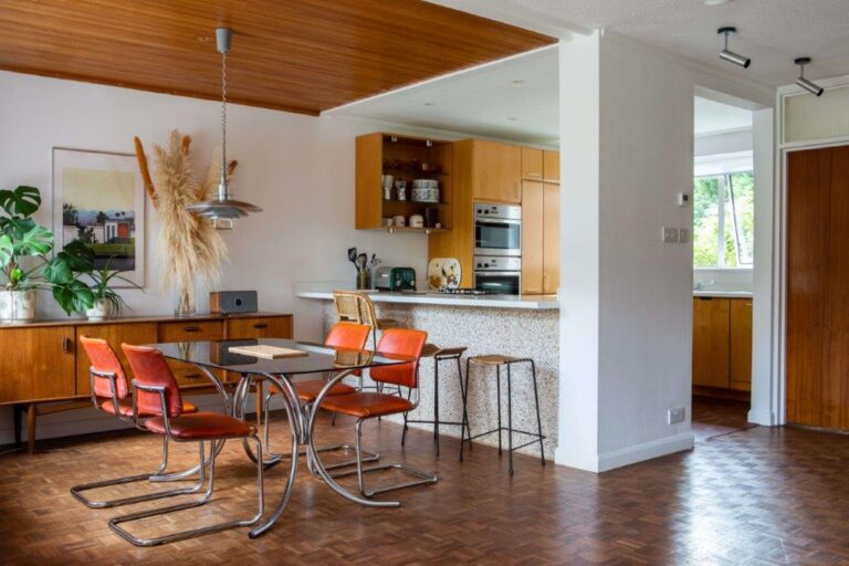 1960’s Burnham Home image 7