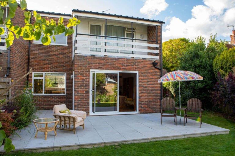 1960’s Burnham Home image 15