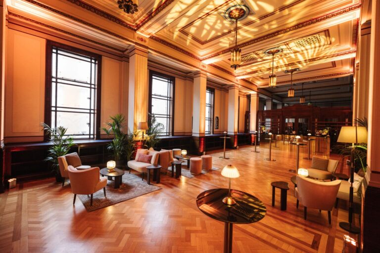 Sophisticated Central London Events Venue image 5