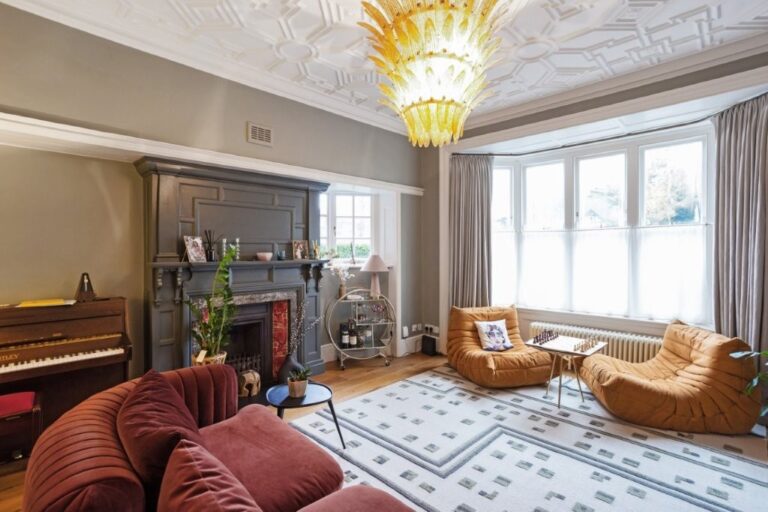 5 Bedroom Victorian Family Home image 3