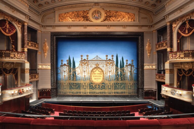 Exceptional West End Auditorium & Event Space image 1