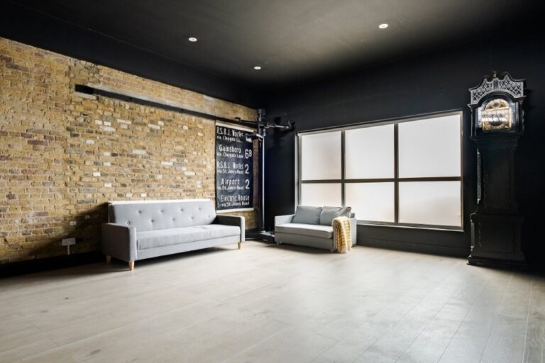 Converted Warehouse Apartment image 2