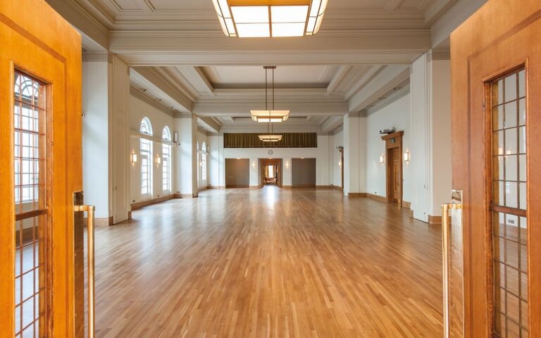 Multi Use Hackney Hall image 4