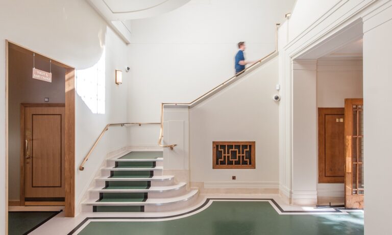 Multi Use Hackney Hall image 2