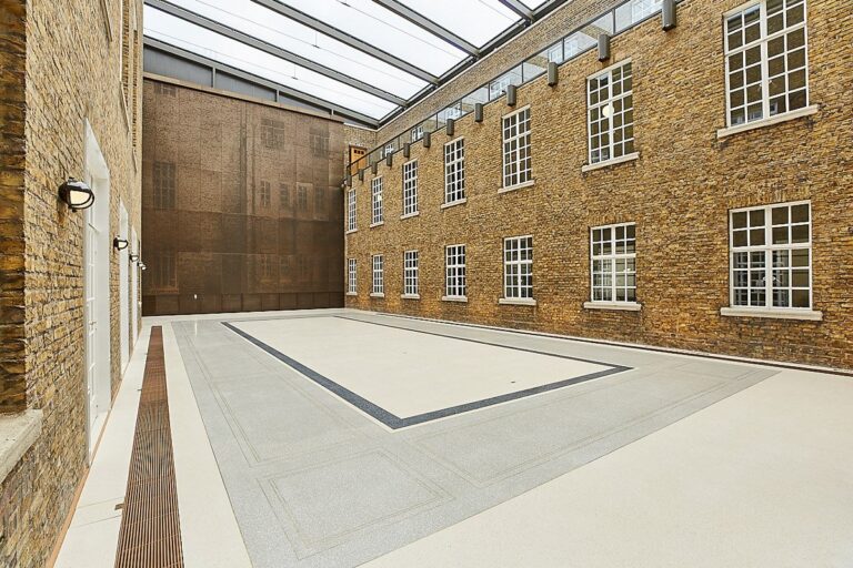 Multi Use Hackney Hall image 8